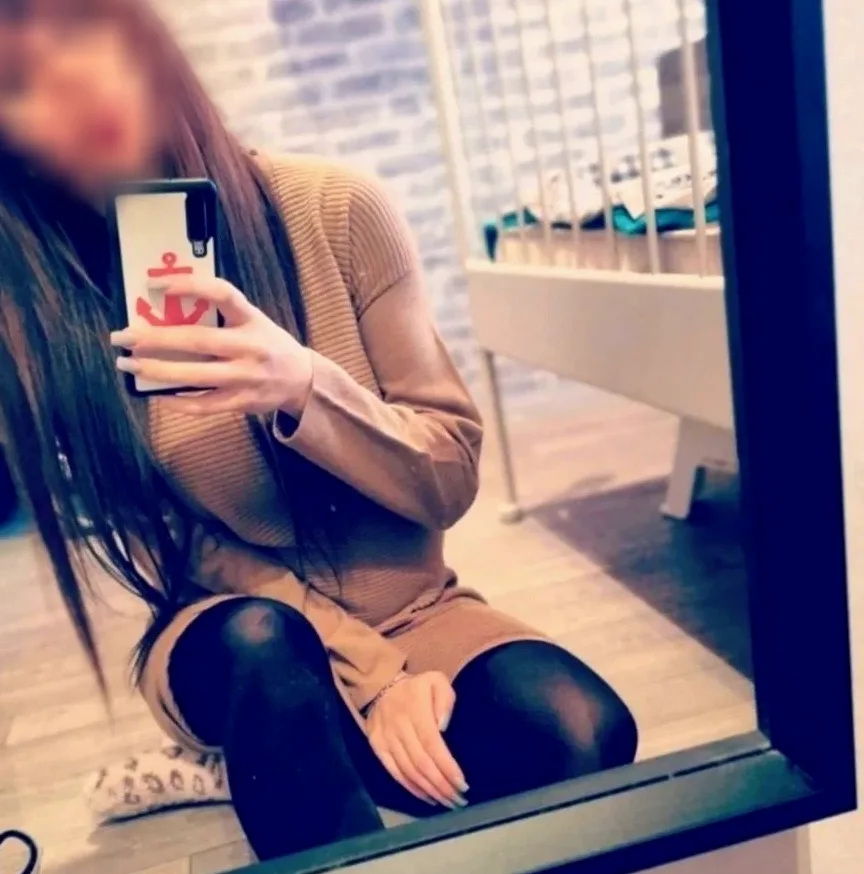 Emily, 31